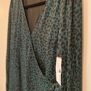 JustFab Wrap dress - New with Tags!